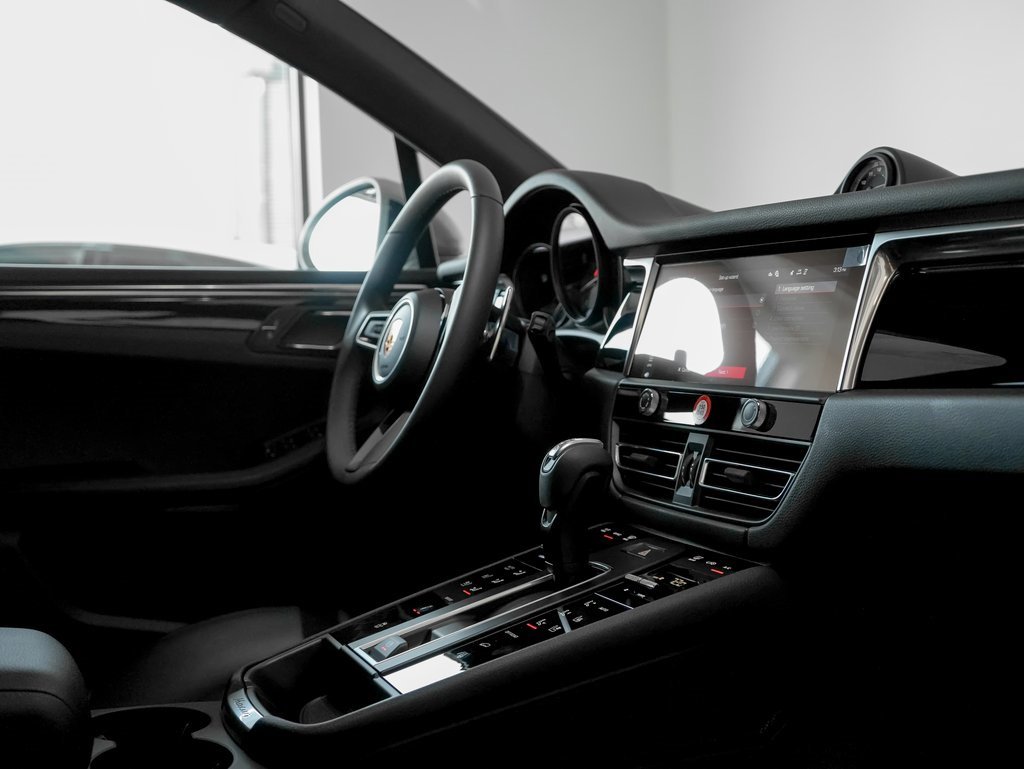 New 2026 Porsche Macan S image 30