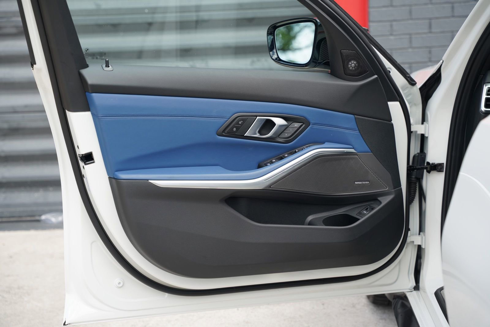 Used 2025 BMW M3 Competition w/ M Carbon Exterior Package AWD/4WD image 14