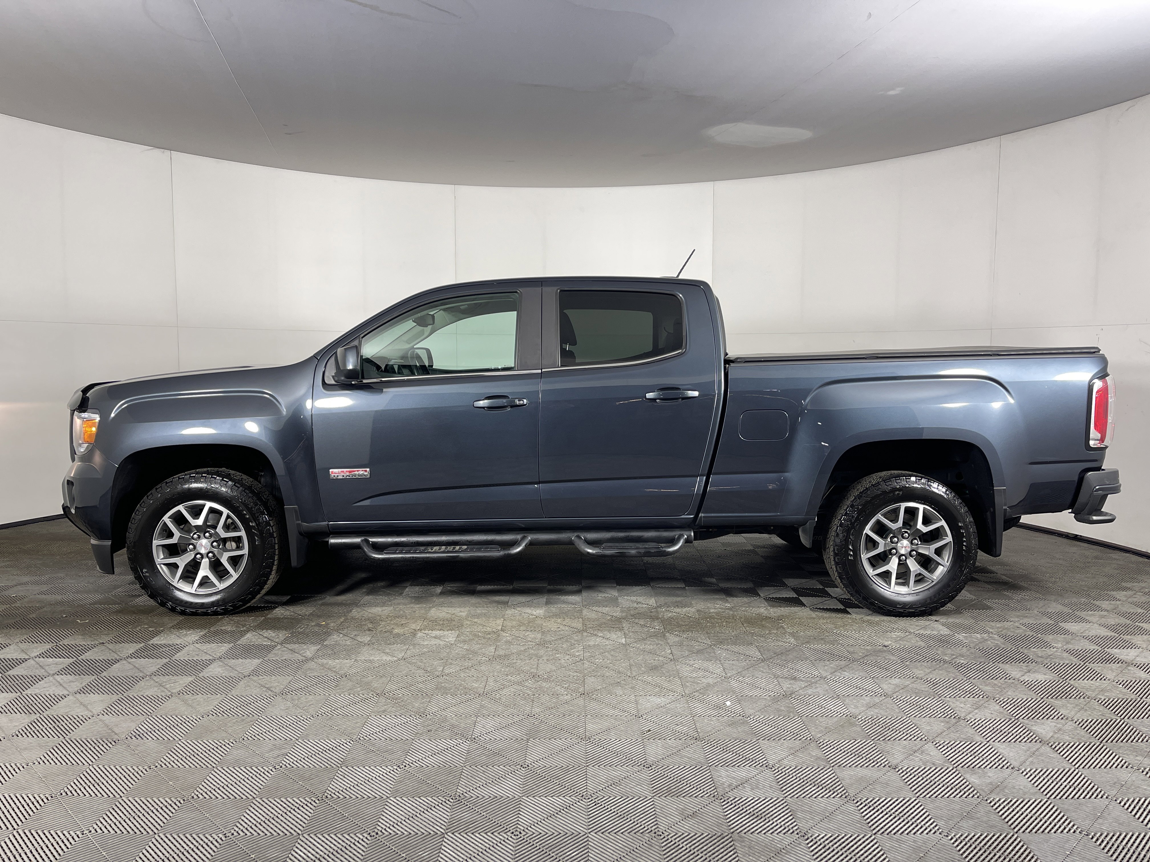 Used 2020 GMC Canyon All Terrain image 3