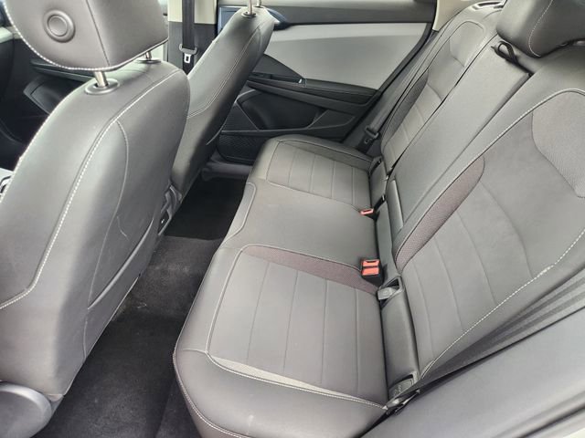 Used 2024 Volkswagen Taos SE image 24