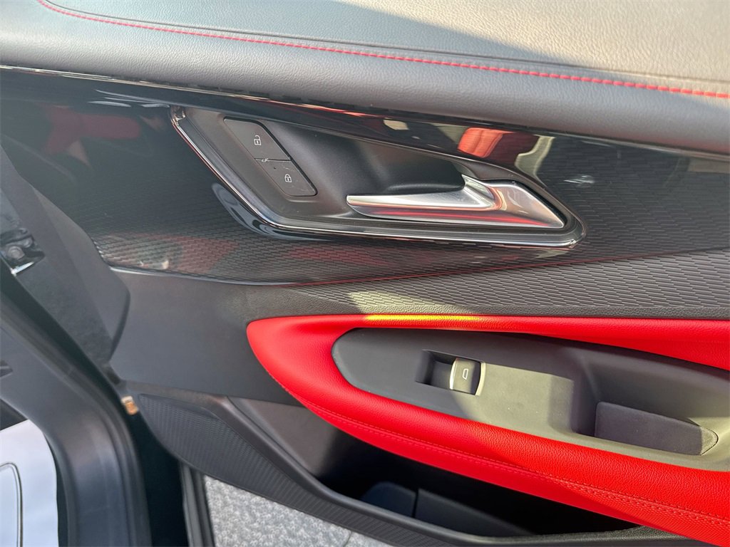 Used 2025 Chevrolet Blazer EV RS w/ Super Cruise Package image 31