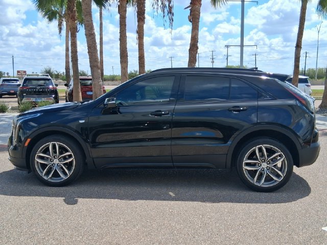 Used 2023 Cadillac XT4 Sport FWD image 3
