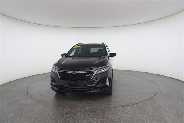 Used 2022 Chevrolet Equinox RS w/ Infotainment Package image 32