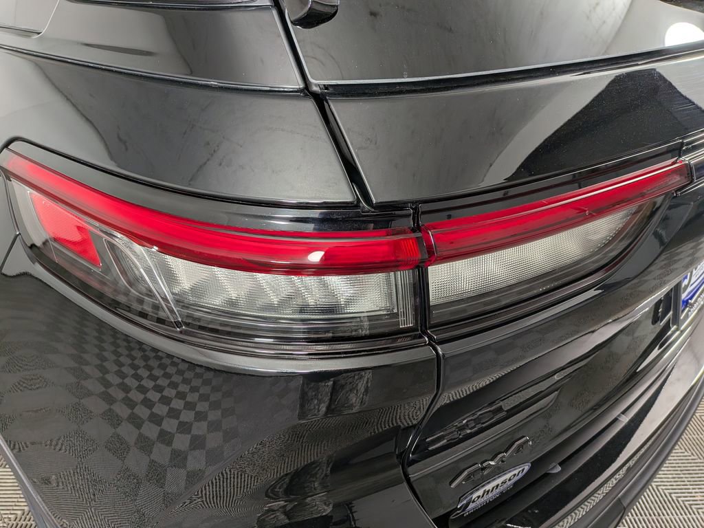 New 2026 Jeep Grand Cherokee Altitude AWD/4WD image 12