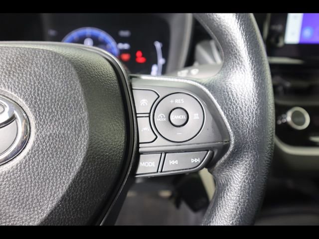 Used 2026 Toyota Corolla LE FWD image 21