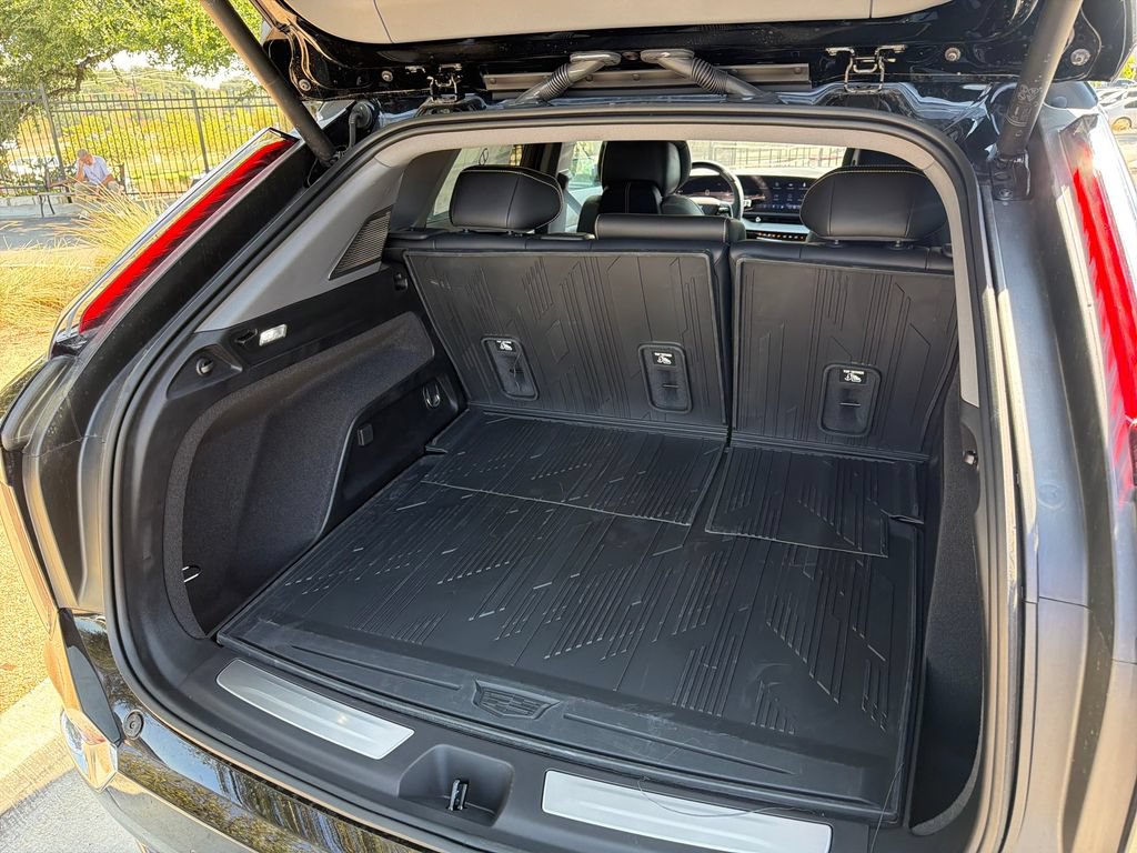 New 2027 Cadillac Optiq Luxury RWD image 45