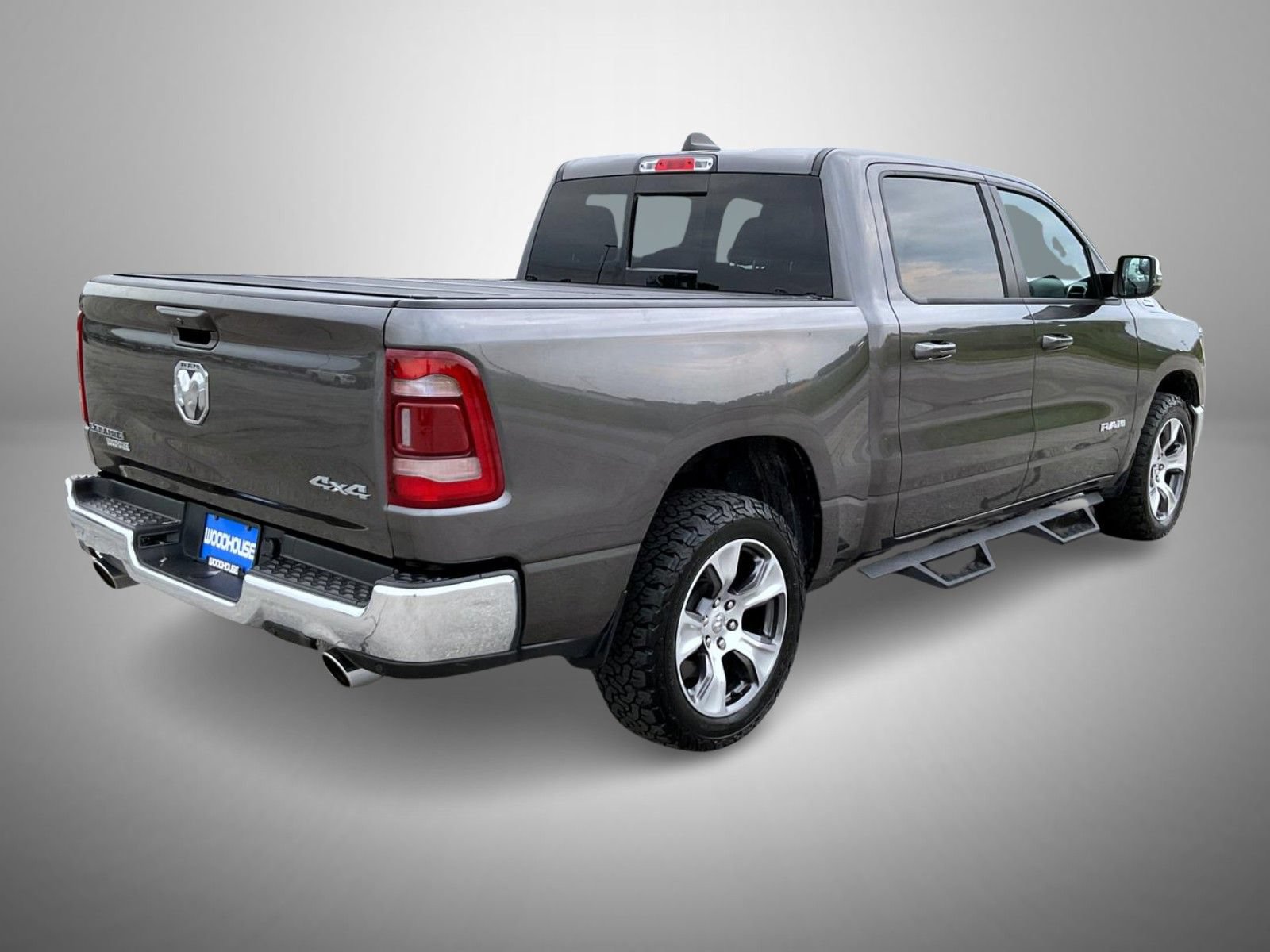 Used 2023 RAM 1500 Laramie AWD/4WD image 5