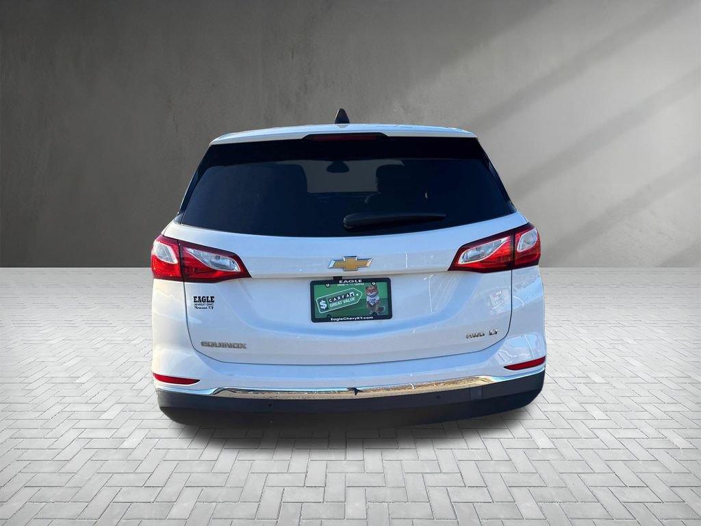Used 2021 Chevrolet Equinox LT w/ Driver Convenience Package image 4