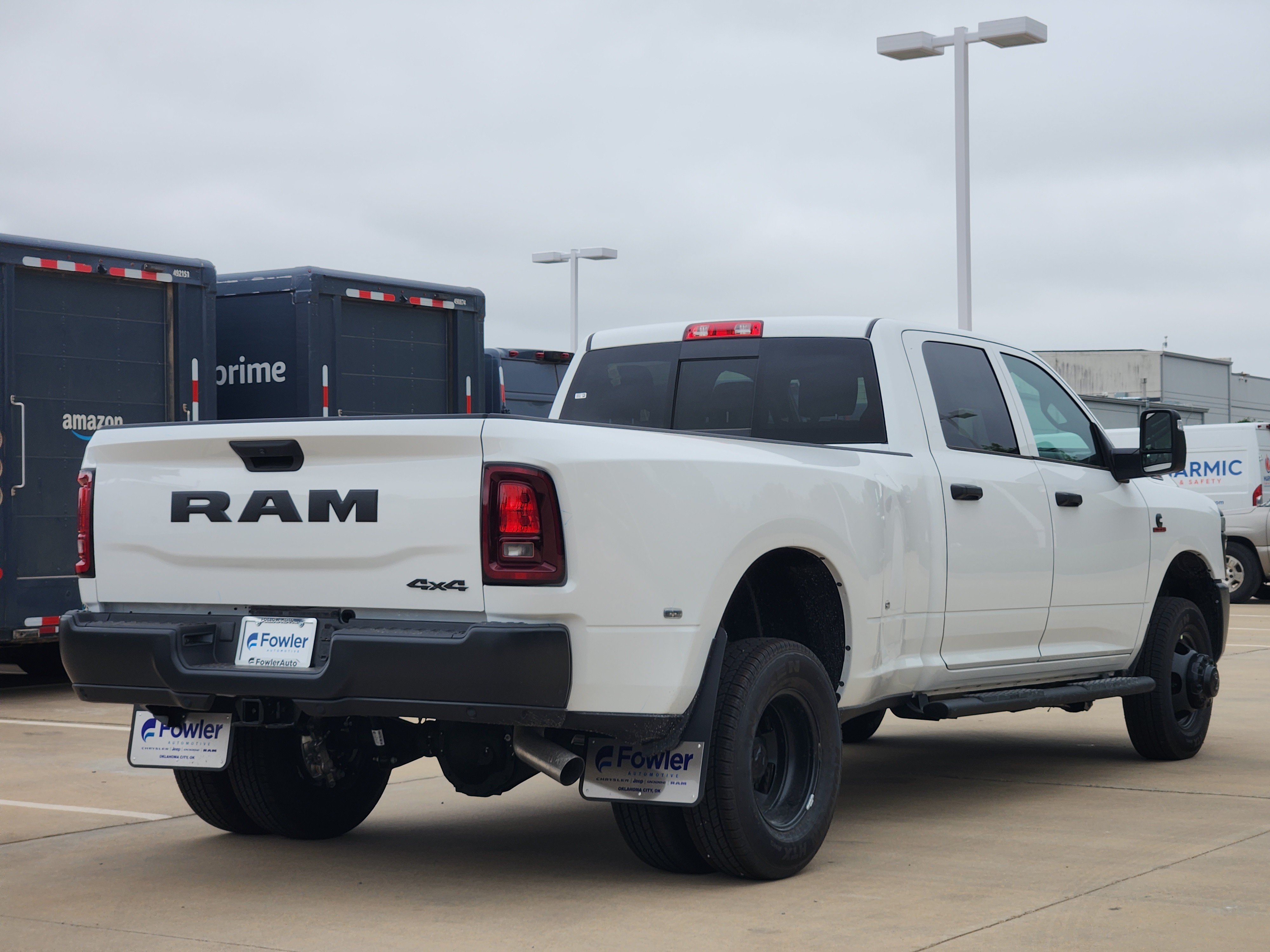 New 2026 RAM 3500 Tradesman AWD/4WD image 4