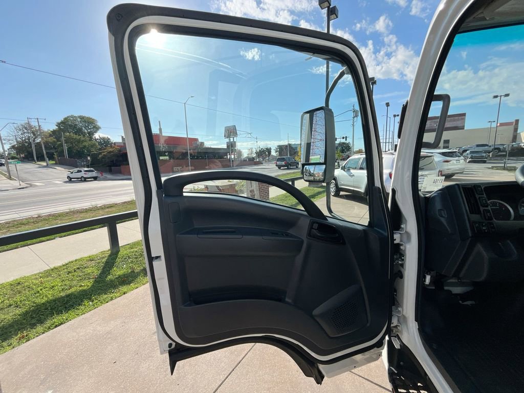 Used 2024 Chevrolet Low Cab Forward 5500XD image 16