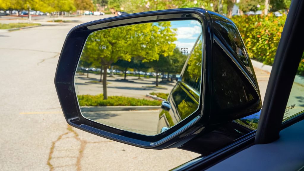 New 2026 Cadillac Escalade IQ Luxury 1 image 17