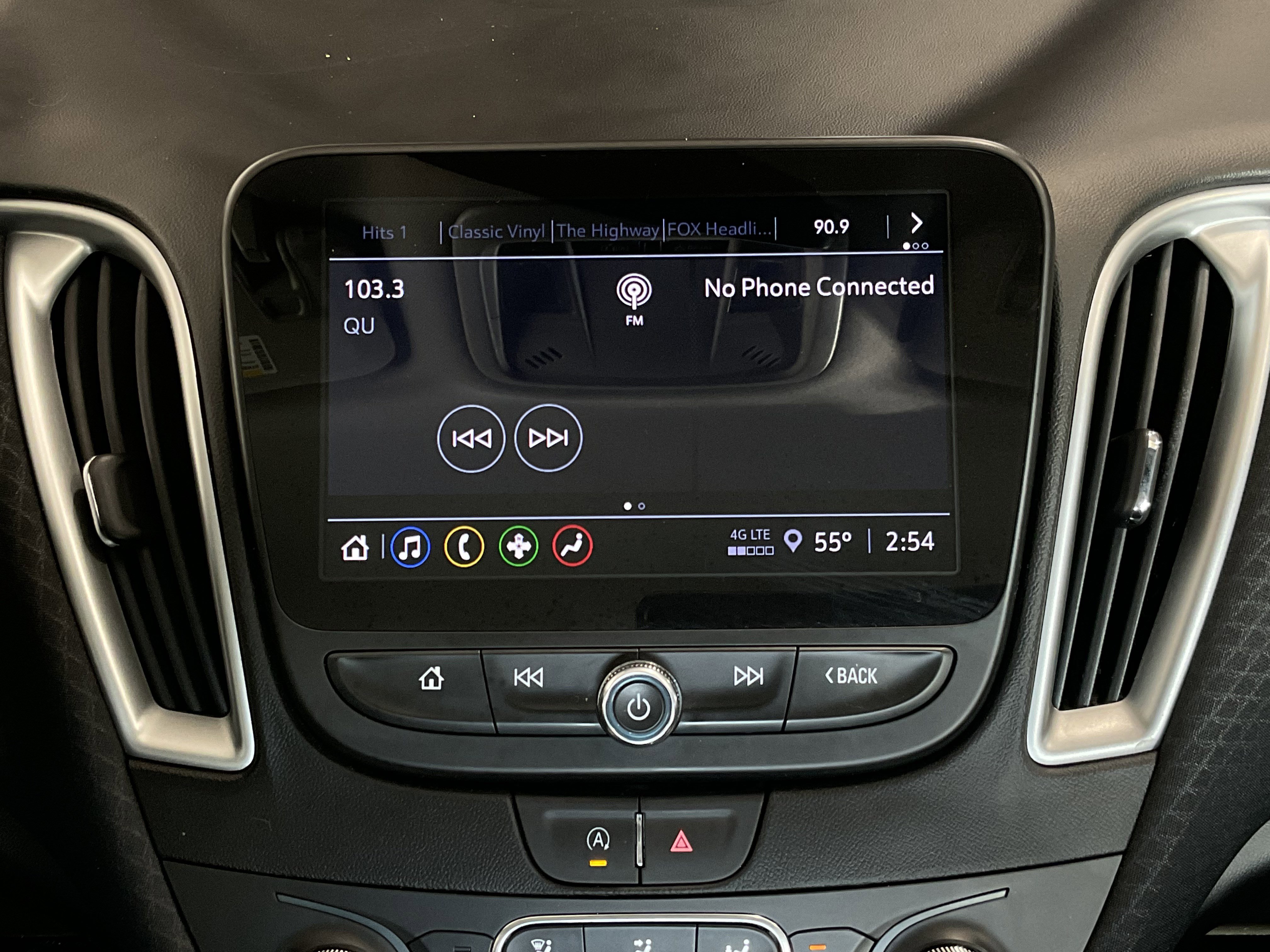 Used 2023 Chevrolet Malibu LT image 12