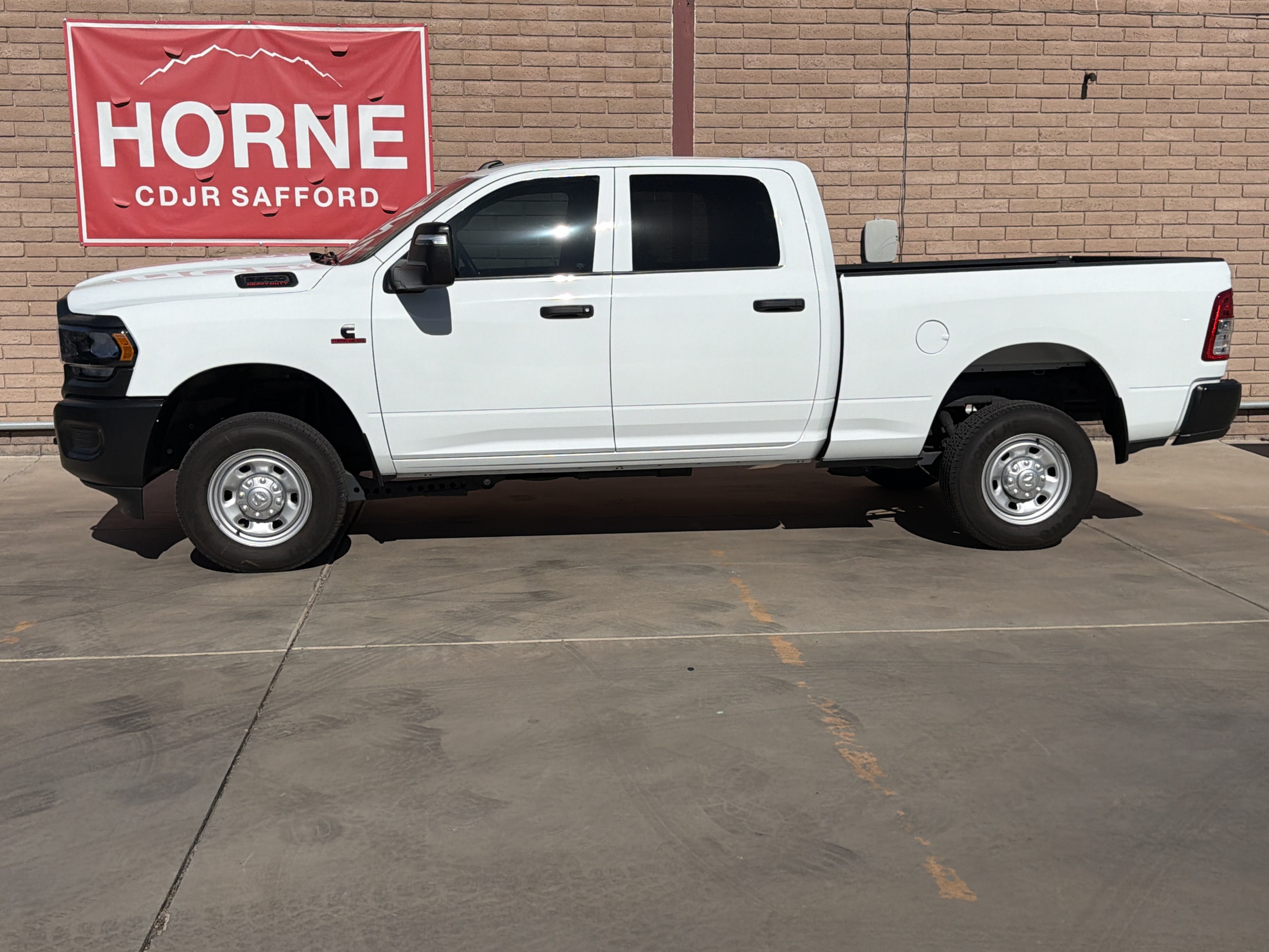 Used 2024 RAM 2500 Tradesman AWD/4WD image 2
