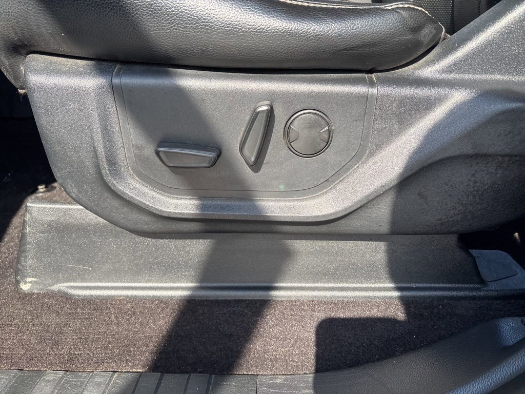 Used 2019 Ford F150 Lariat AWD/4WD image 19