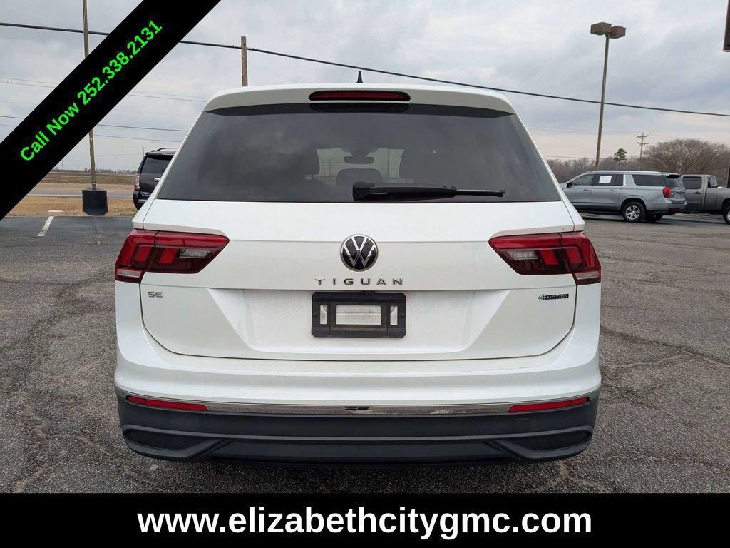 Used 2023 Volkswagen Tiguan SE image 6