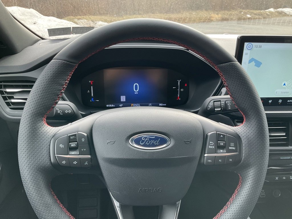 Used 2025 Ford Escape ST-Line w/ Tech Pack #1 image 7