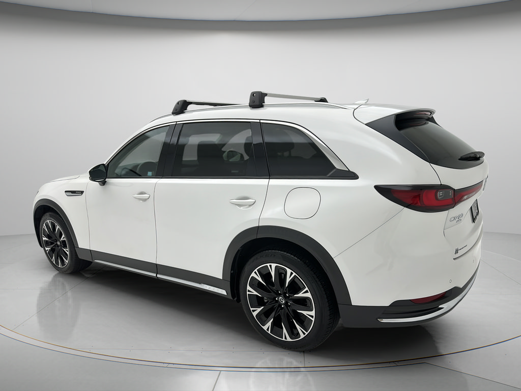 Used 2024 MAZDA CX-90 Plug-In Hybrid w/ Premium Pkg AWD/4WD image 4