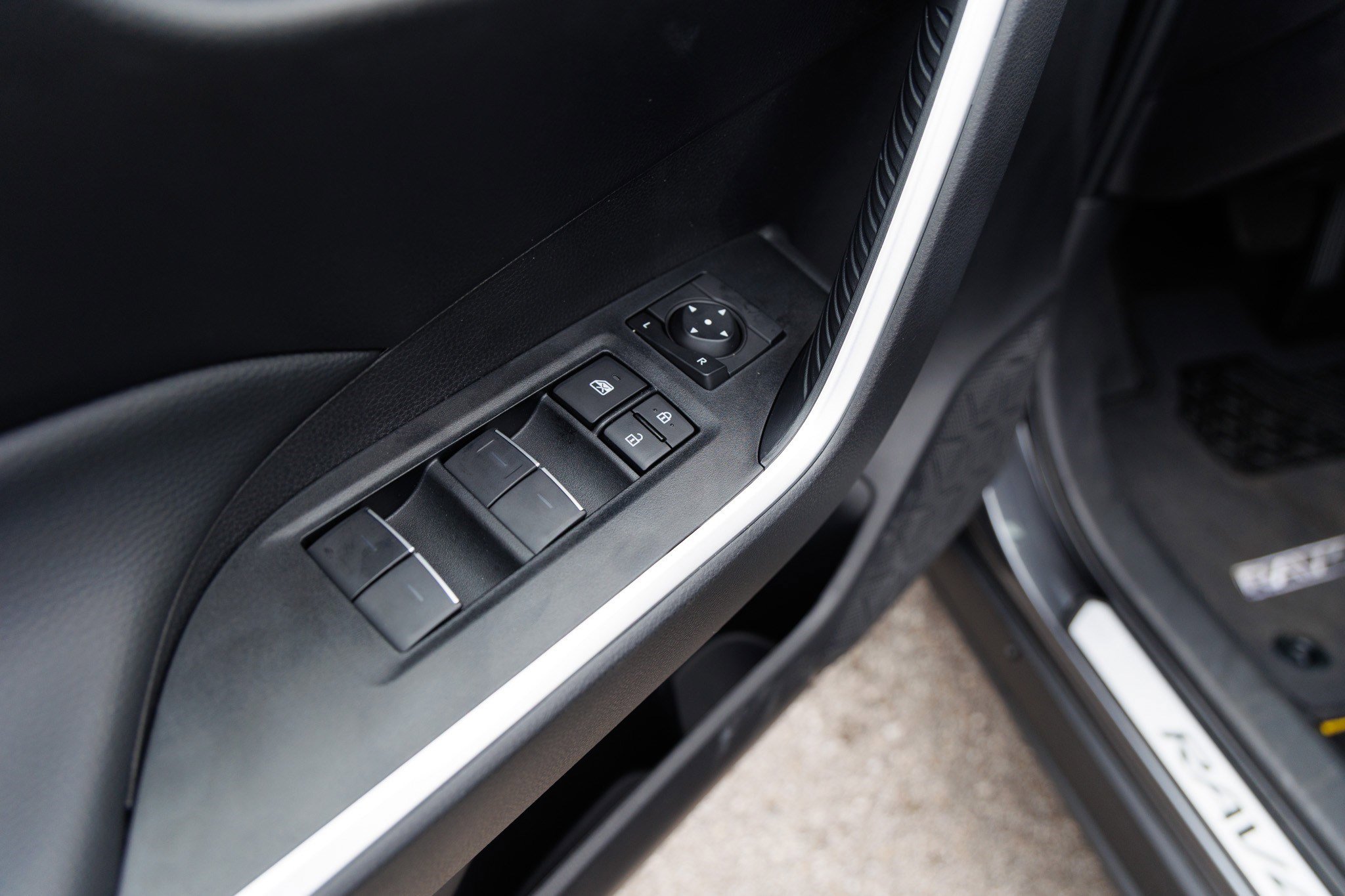 Certified 2025 Toyota RAV4 XLE image 39