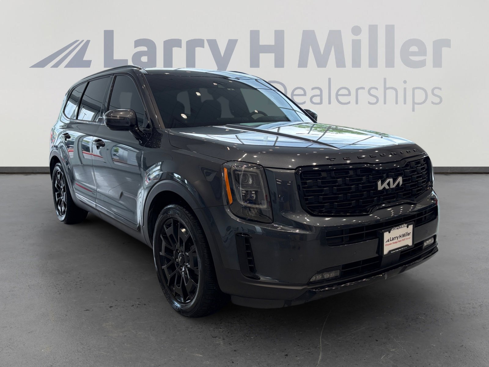 Used 2022 Kia Telluride SX w/ SX Prestige Package AWD/4WD image 7