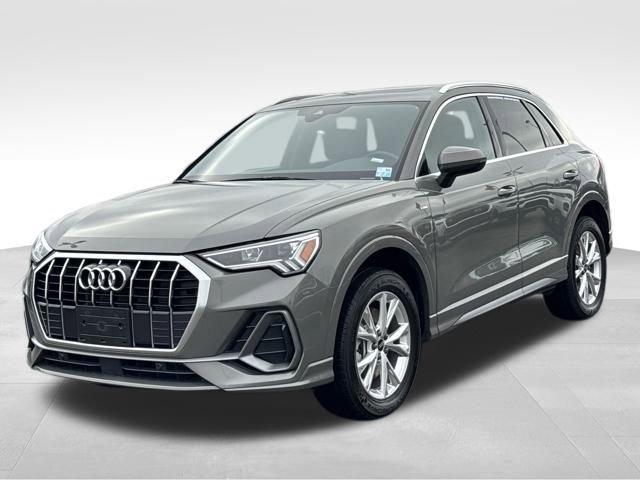 Used 2023 Audi Q3 2.0T Premium image 2