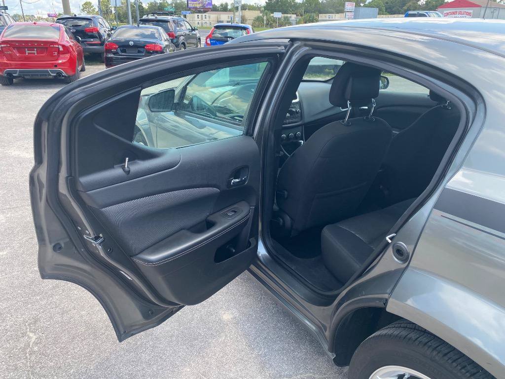 Used 2013 Dodge Avenger SE FWD image 15