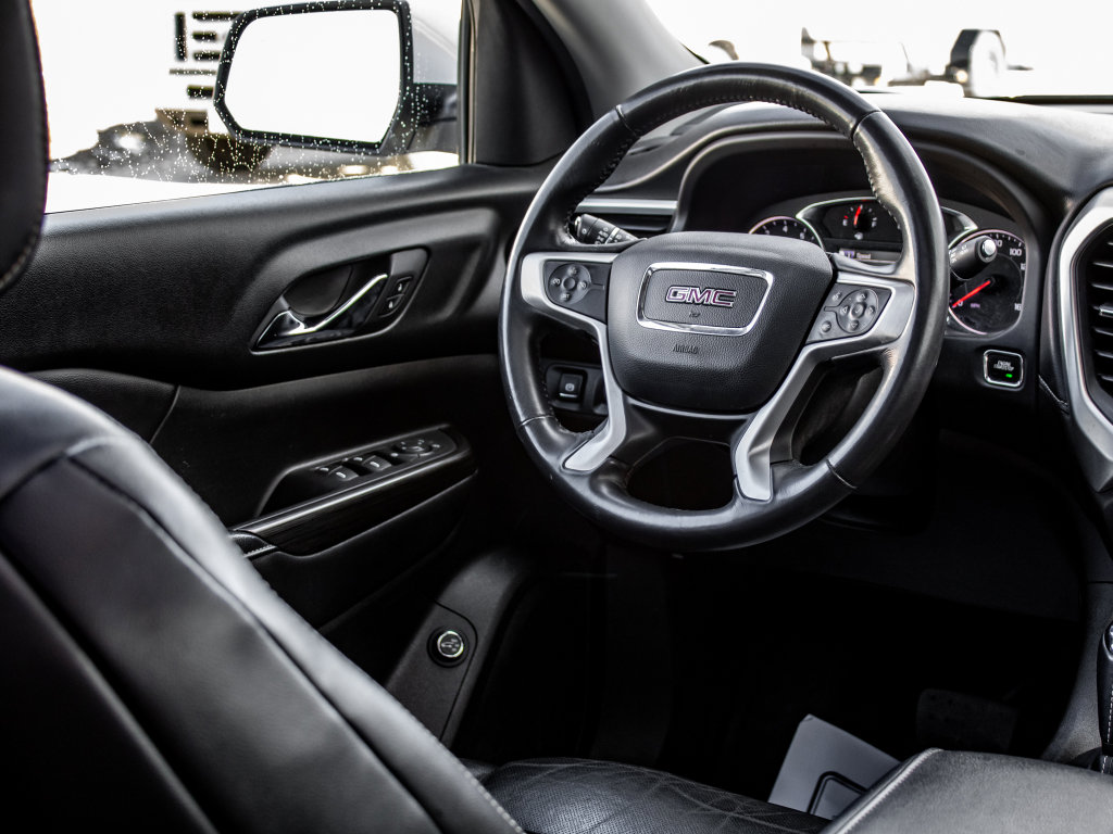 Used 2018 GMC Acadia SLT image 39