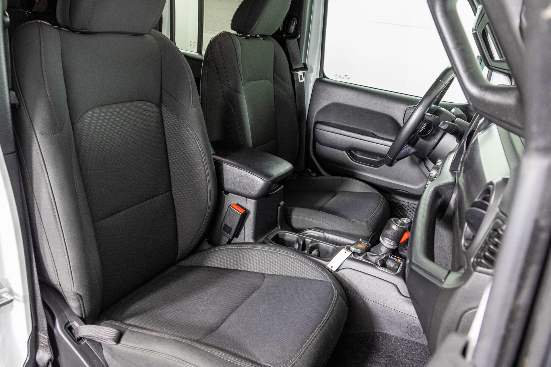 Used 2023 Jeep Wrangler Unlimited w/ Cold Weather Group image 43