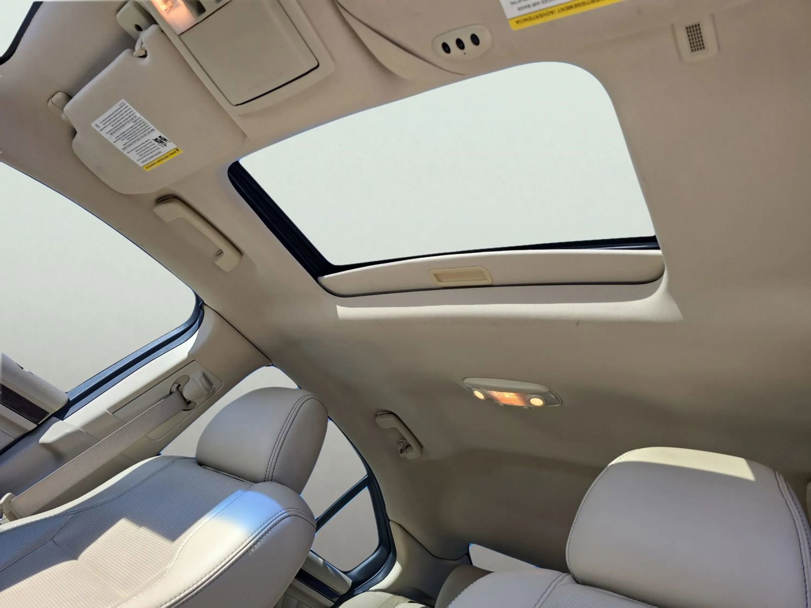 Used 2019 Ford Taurus Limited image 18