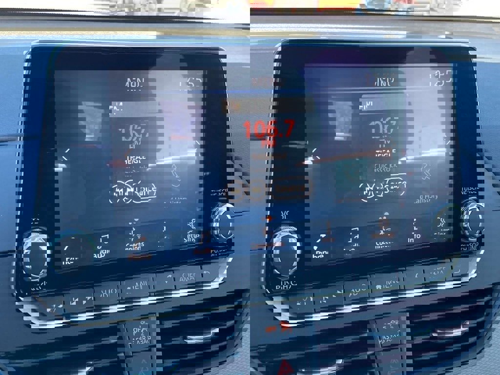 Used 2025 Nissan Altima 2.5 SR image 19