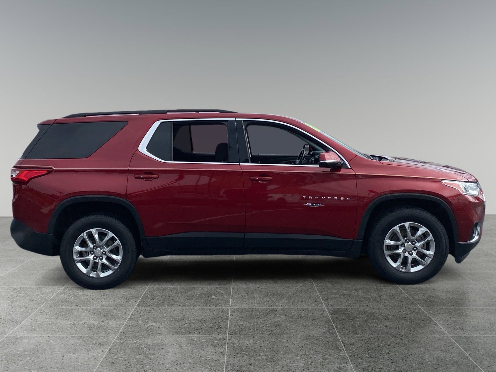 Used 2020 Chevrolet Traverse LT w/ LPO, Floor Liner Package FWD image 6