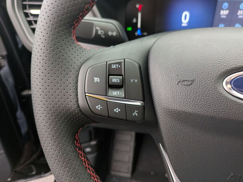 New 2026 Ford Escape ST-Line w/ Cold Weather Package image 27