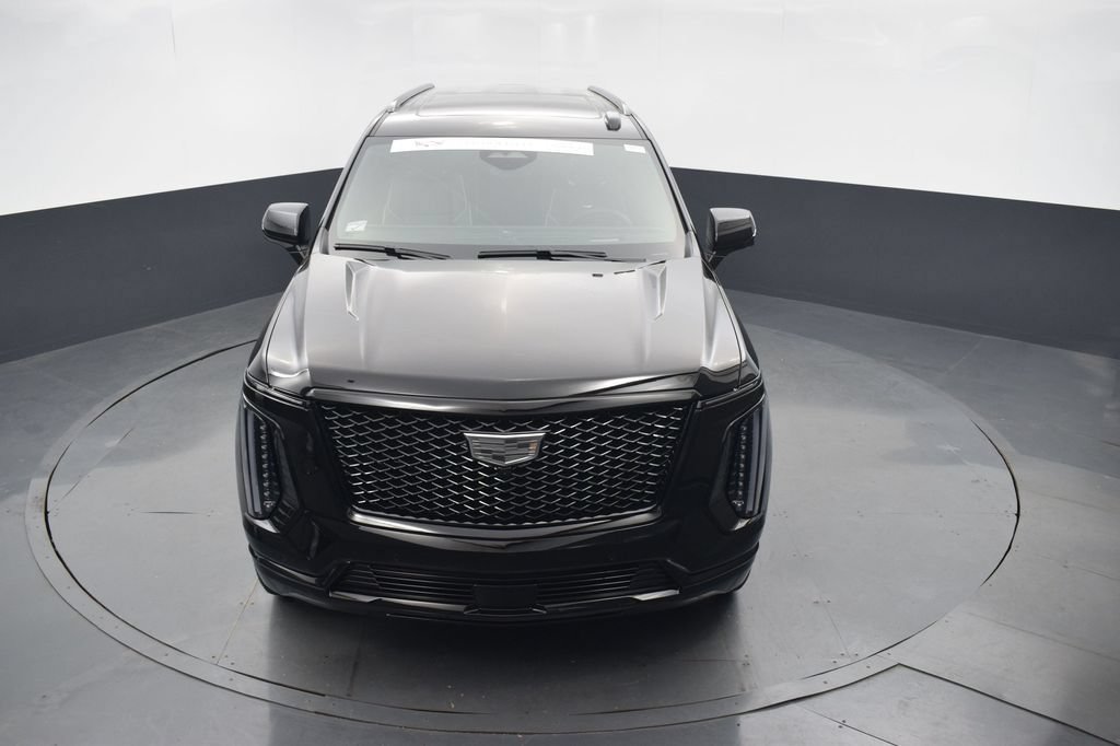 Certified 2026 Cadillac Escalade ESV Sport w/ LPO, ONYX Package AWD/4WD image 40