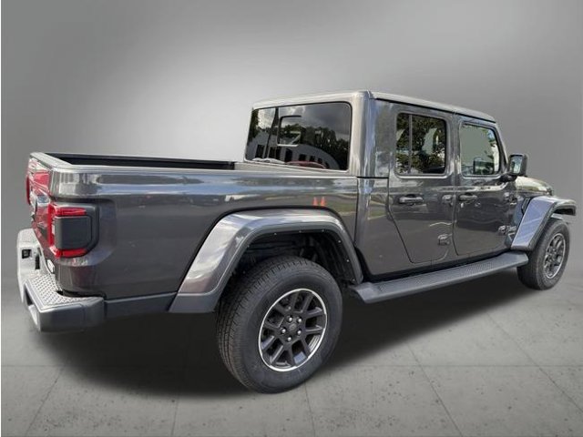 Used 2022 Jeep Gladiator Overland w/ LED Lighting Group AWD/4WD image 4