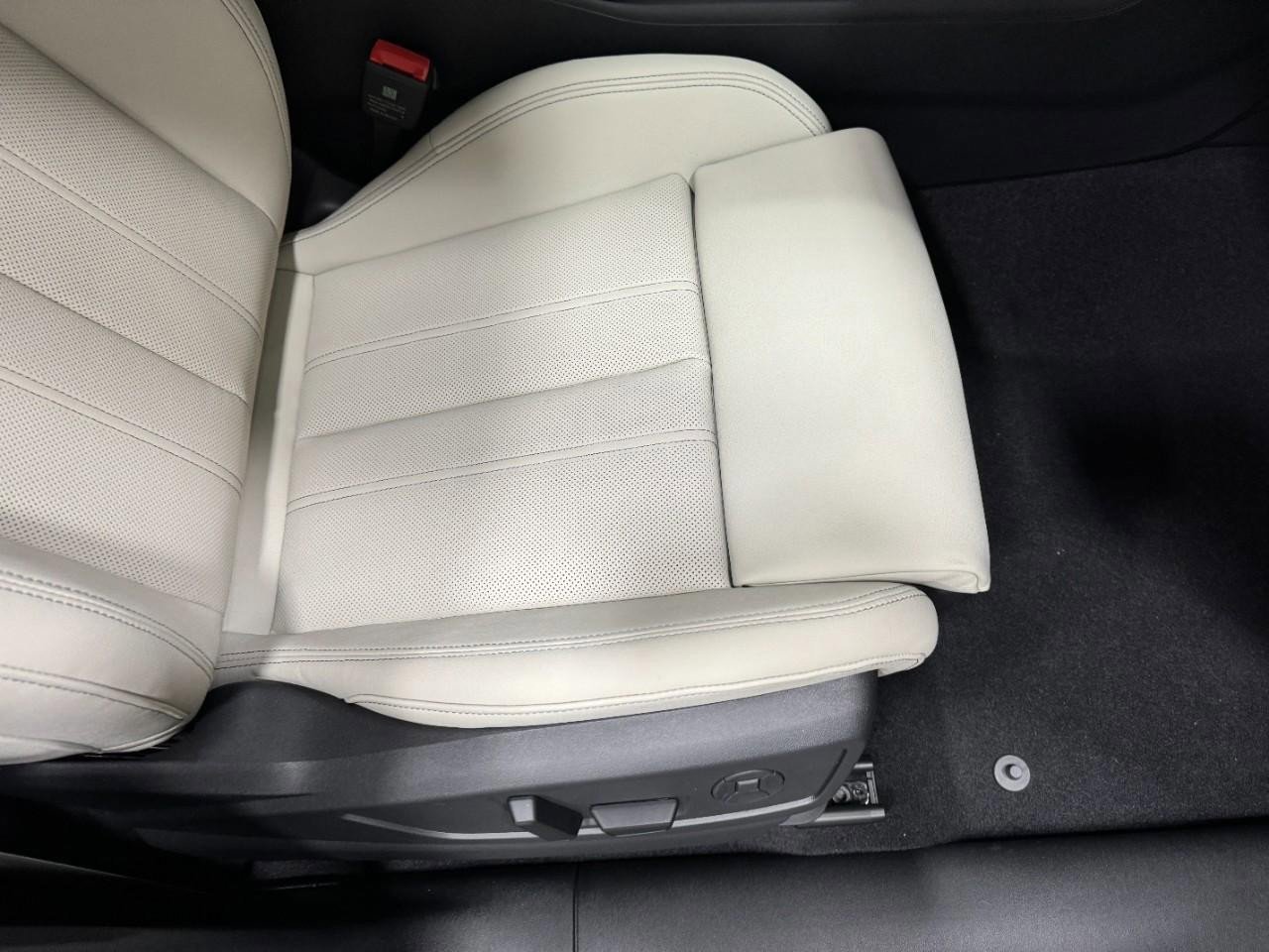 New 2025 Audi Q5 Premium Plus image 19