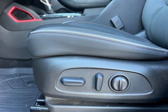 Used 2023 Chevrolet TrailBlazer RS w/ Sun and Liftgate Package image 13