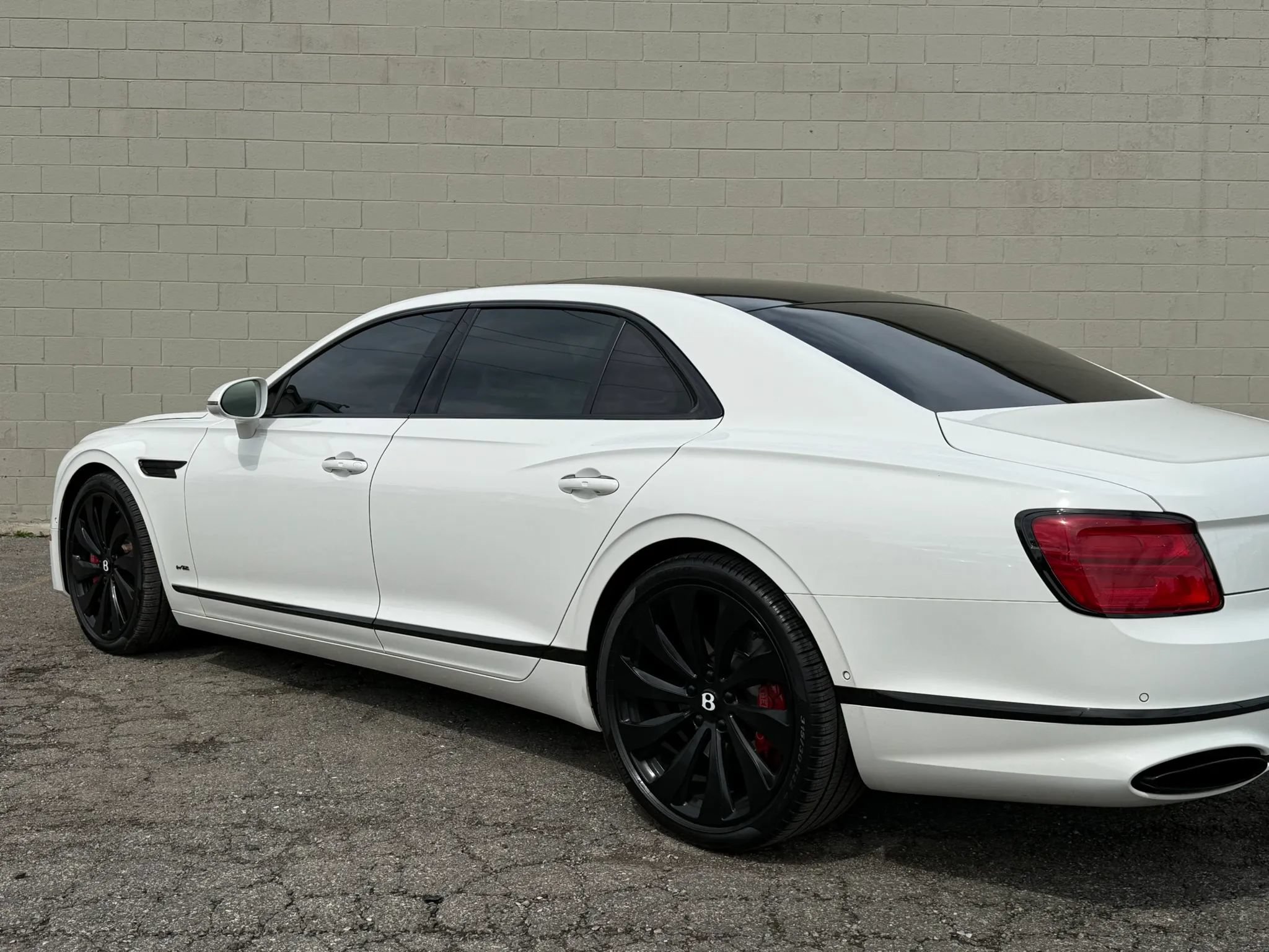 Used 2021 Bentley Flying Spur W12 AWD/4WD image 28