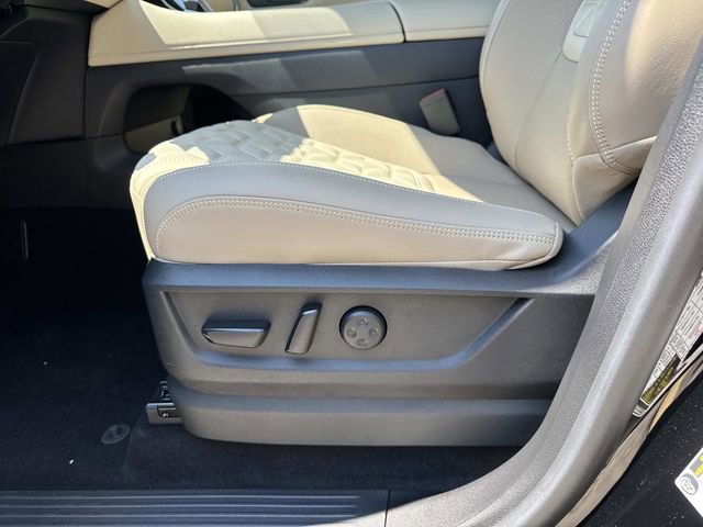 New 2026 Nissan Armada Platinum image 10