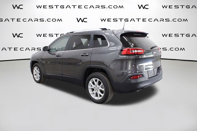 Used 2017 Jeep Cherokee Latitude w/ Comfort/Convenience Group image 5