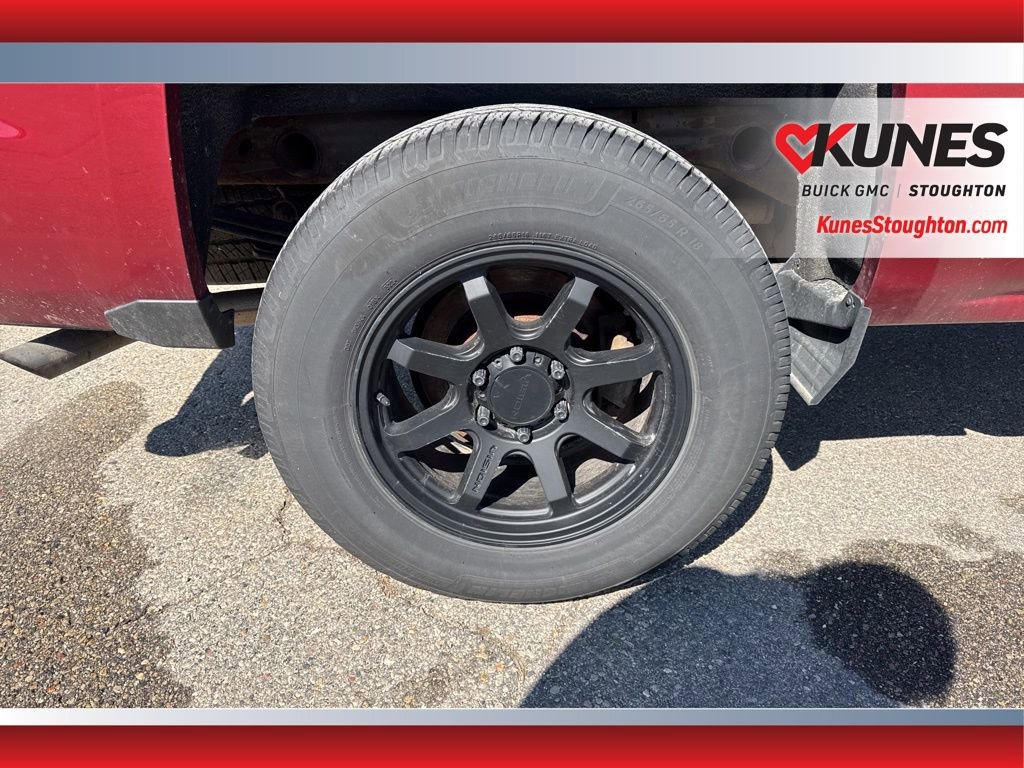 Used 2018 Chevrolet Silverado 1500 LT w/ All Star Edition AWD/4WD image 12