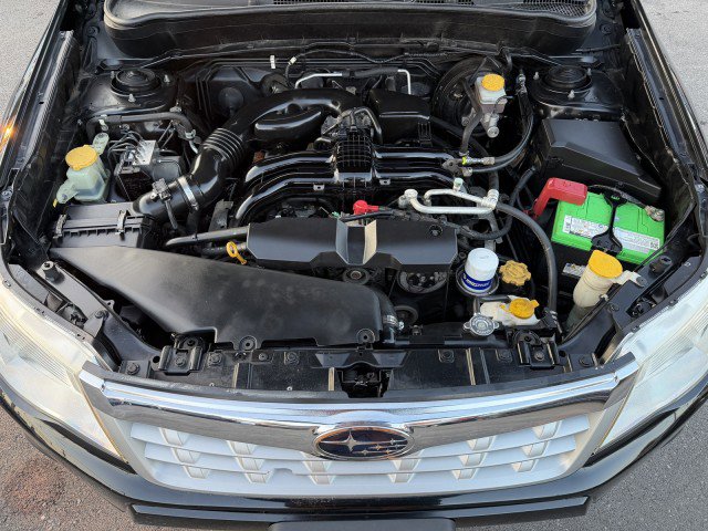 Used 2011 Subaru Forester 2.5X Limited image 31