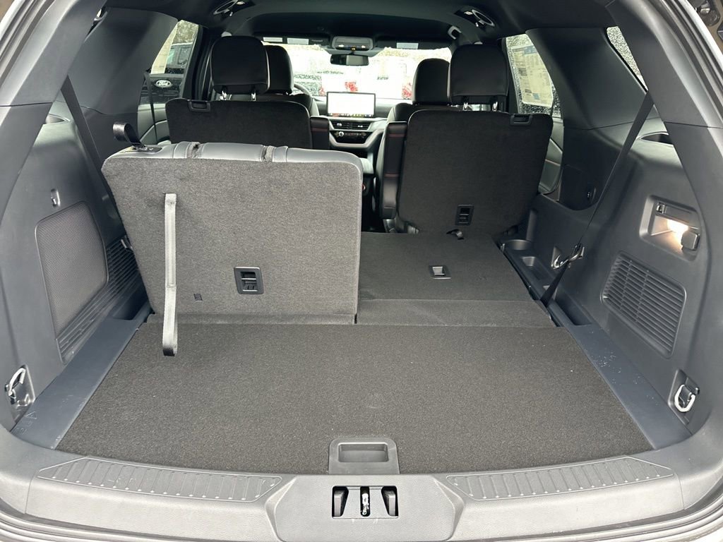 New 2026 Ford Explorer ST-Line image 22