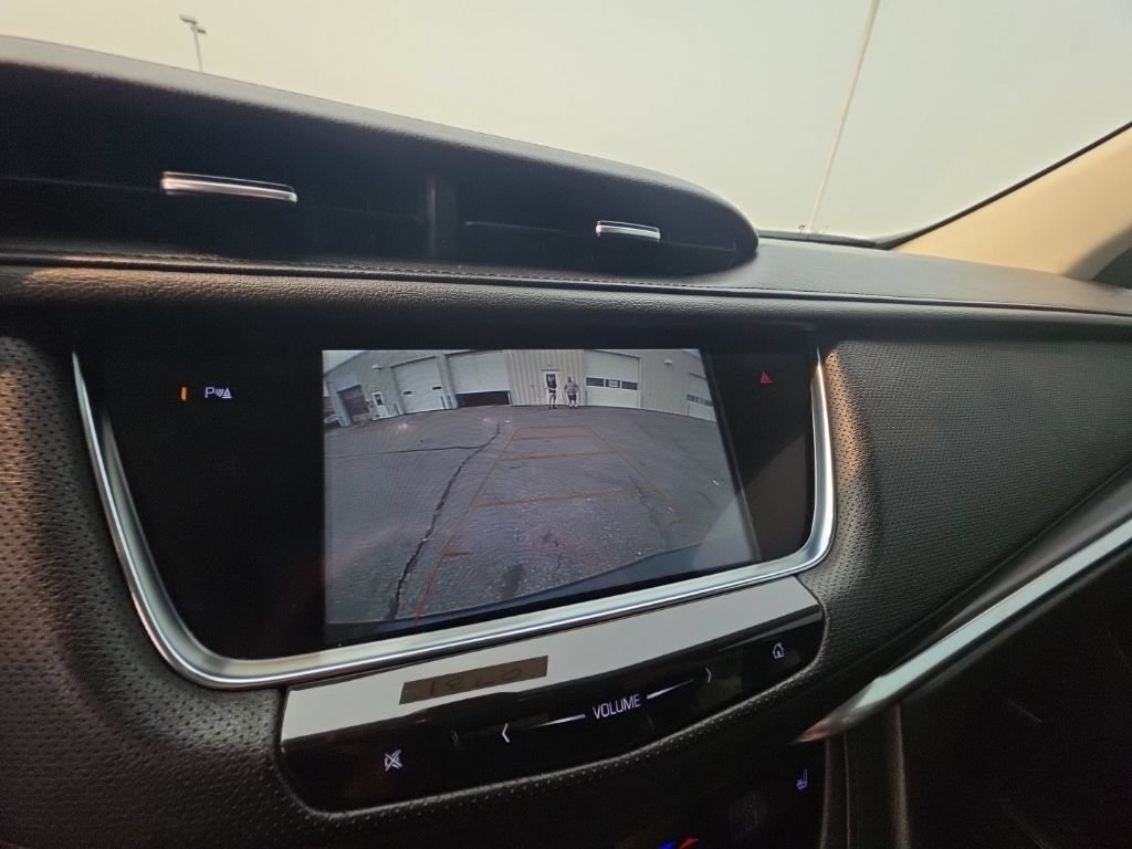 Used 2019 Cadillac XT5 Luxury FWD image 21