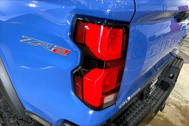 Used 2025 Chevrolet Colorado ZR2 w/ Technology Package image 31