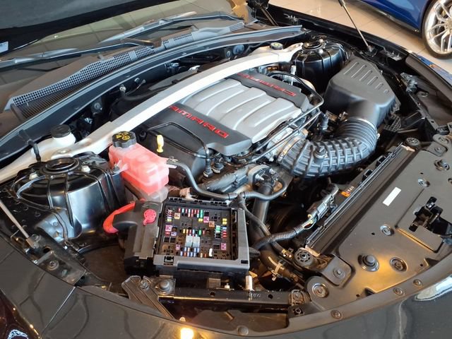 Used 2023 Chevrolet Camaro LT w/ Technology Package RWD image 10