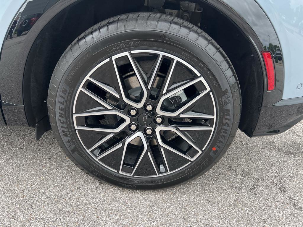 New 2024 Ford Mustang Mach-E Premium image 22