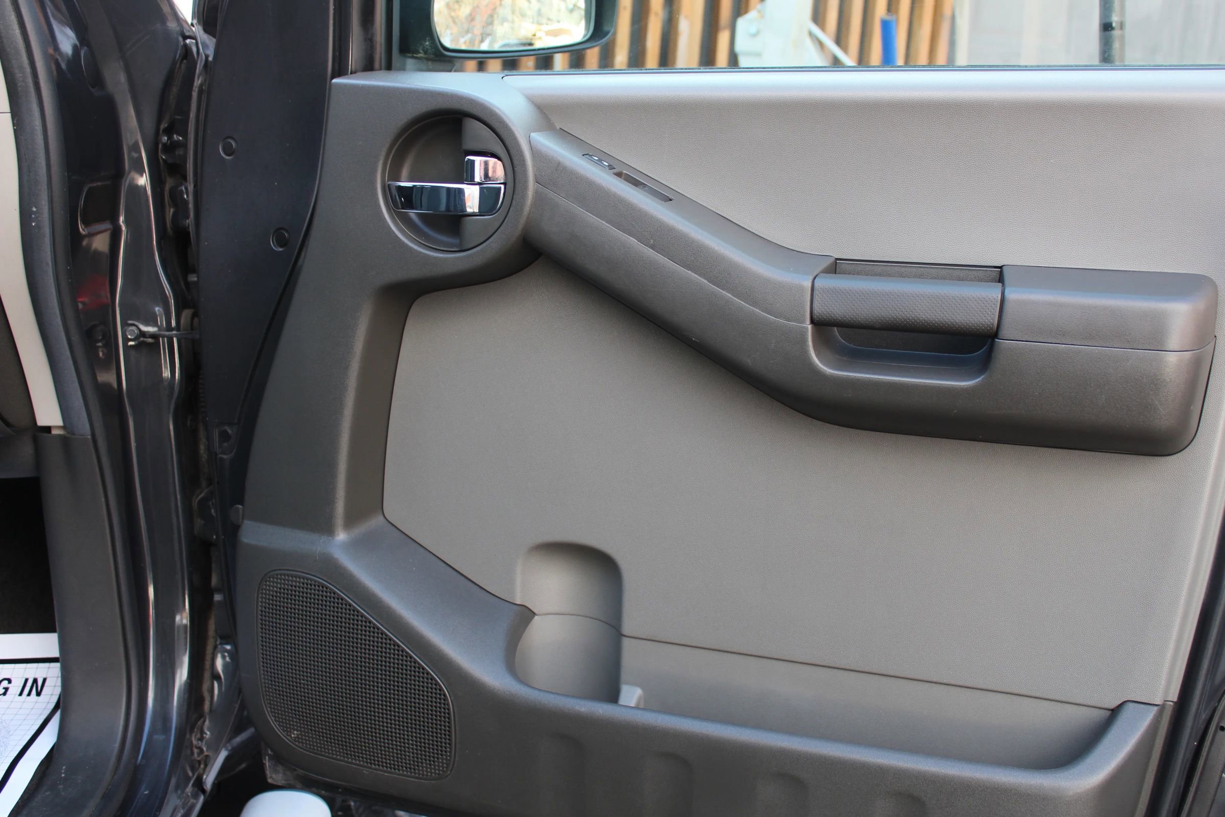 Used 2012 Nissan Xterra S image 18