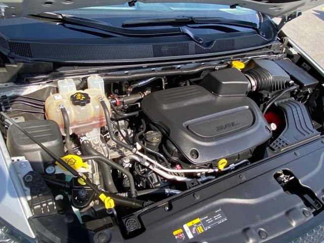 Used 2023 Chrysler Voyager LX FWD image 21