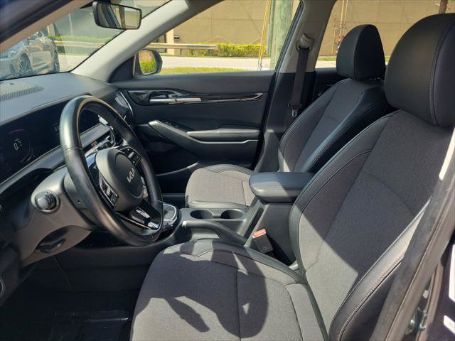 Used 2025 Kia Seltos S FWD image 17