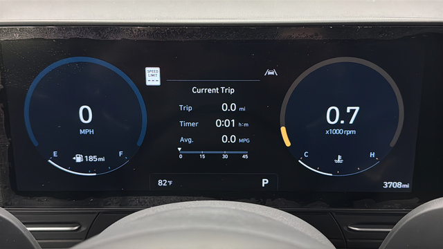 Used 2024 Hyundai Kona Limited AWD/4WD image 17
