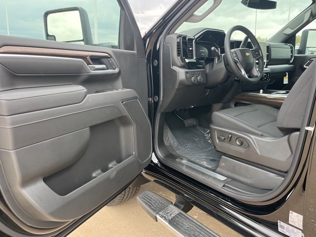 New 2026 Chevrolet Silverado 2500 LT image 13
